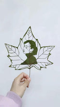 Load image into Gallery viewer, Leaf carving